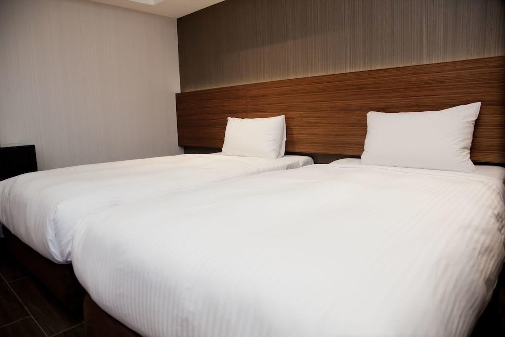 Kdm Hotel Тайбэй Экстерьер фото