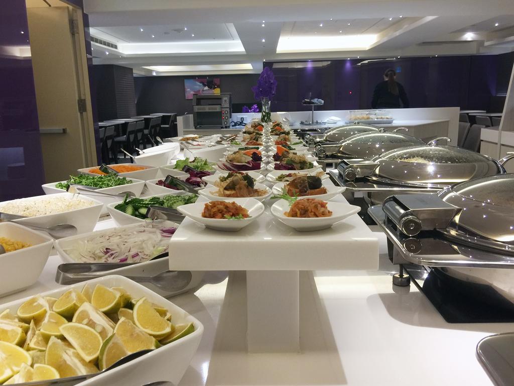 Kdm Hotel Тайбэй Экстерьер фото