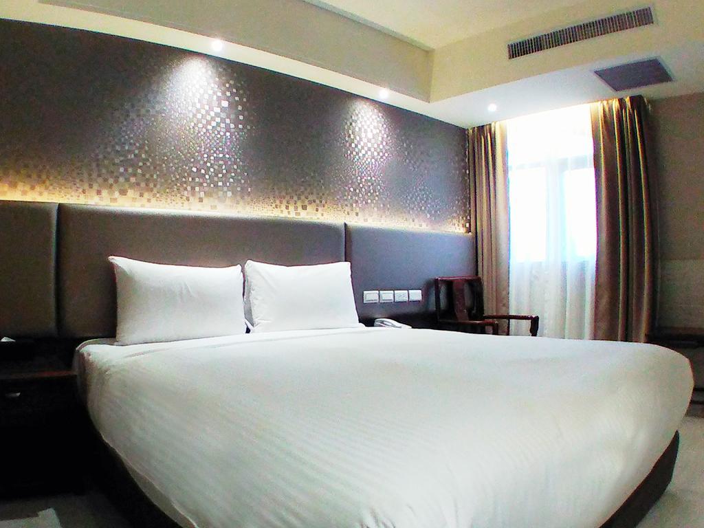 Kdm Hotel Тайбэй Экстерьер фото