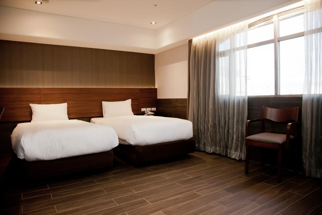 Kdm Hotel Тайбэй Экстерьер фото