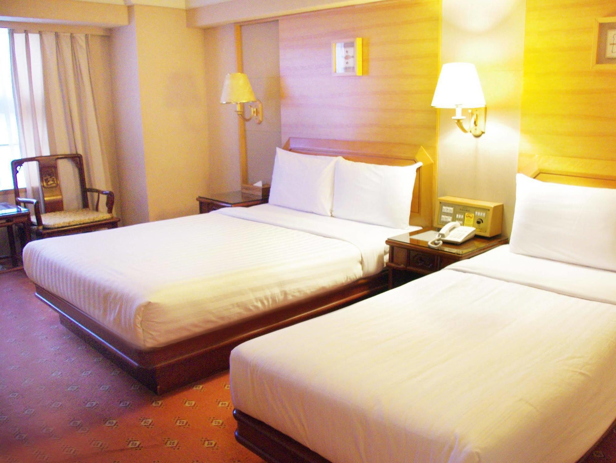 Kdm Hotel Тайбэй Экстерьер фото